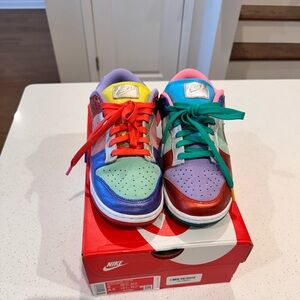 Nike dunk low SE Sunset pulse man 6.5 women eight